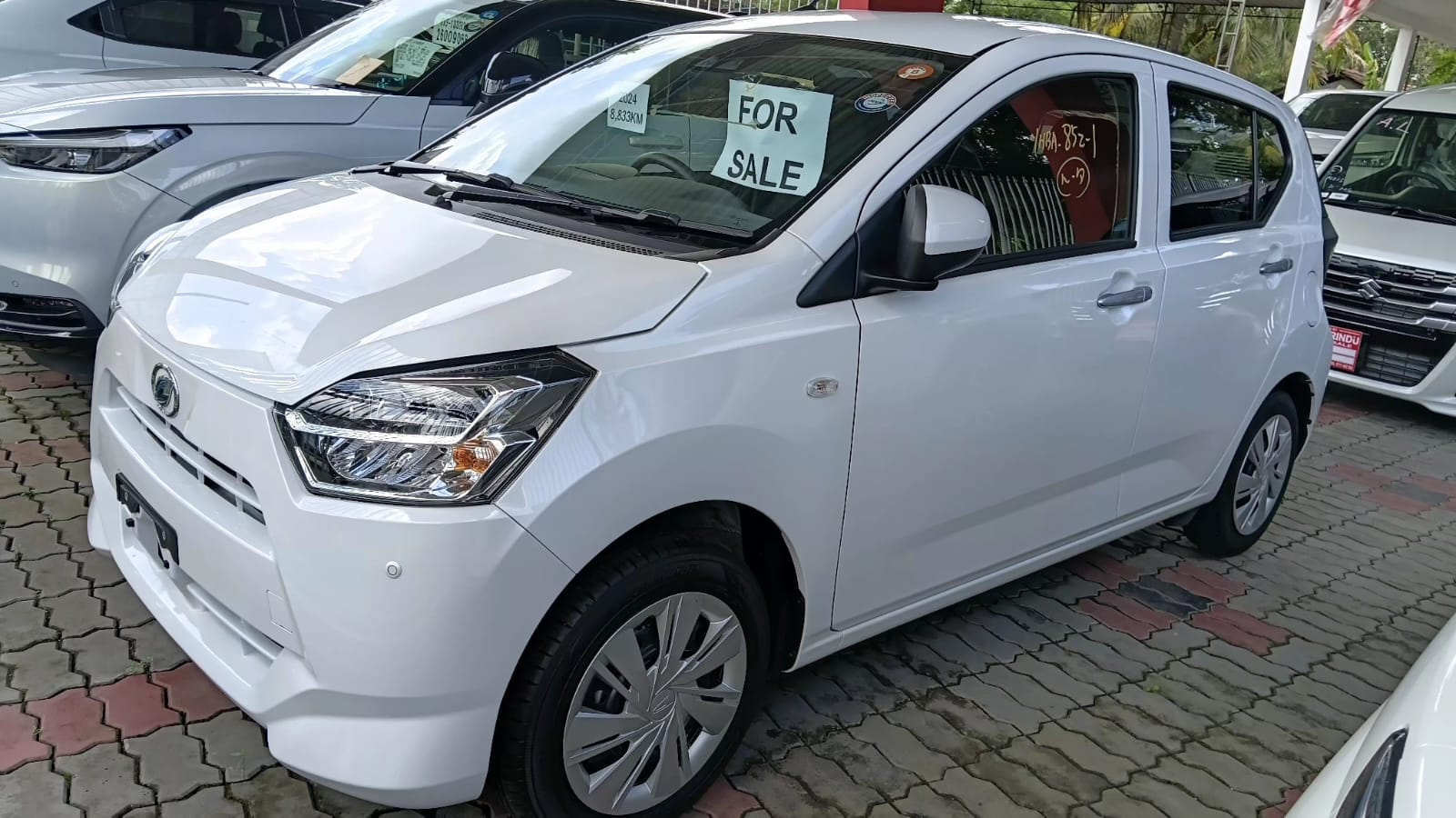 Daihatsu Mira X