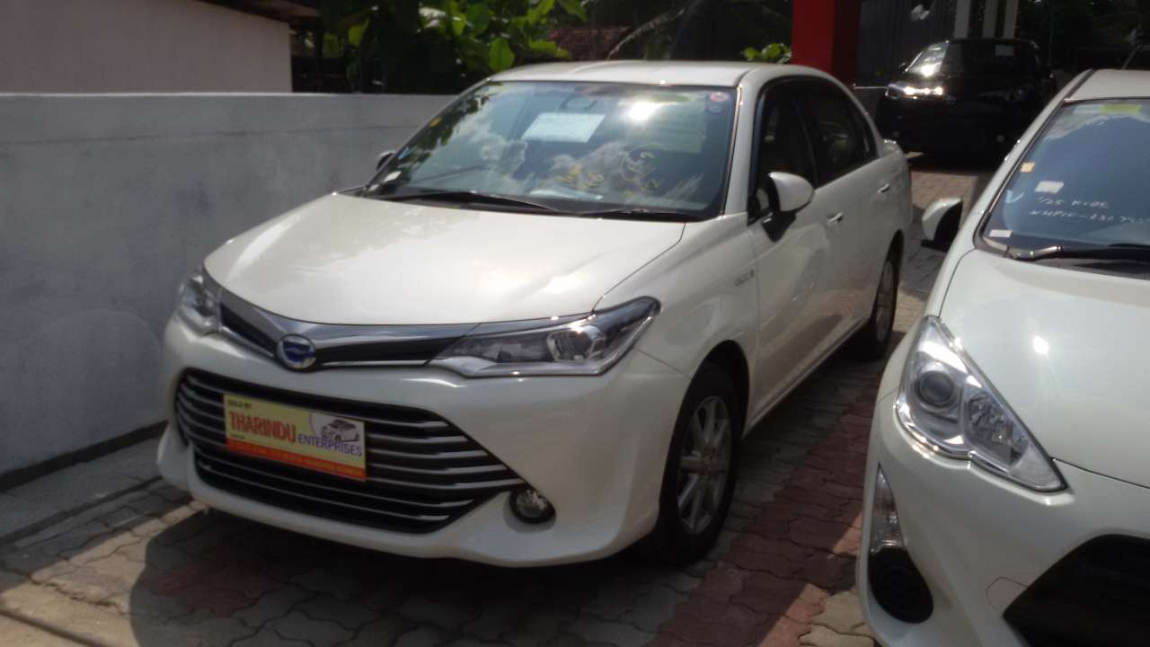 Toyota Axio G