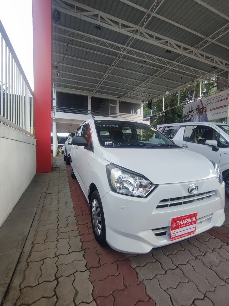 Daihatsu Mira E:S L